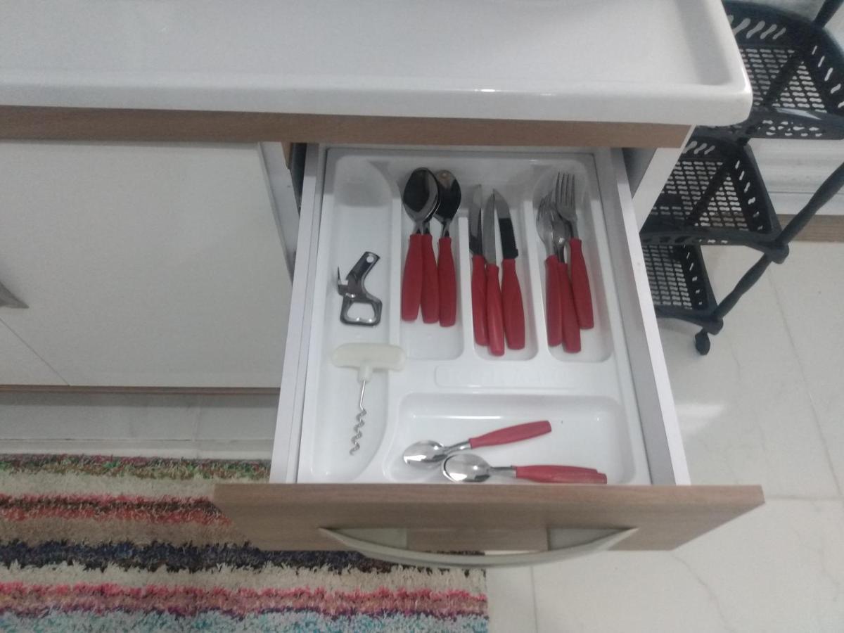 Loft4 Completo Ar Canais Assinat Garagem Internet Prox Aparecida E Industrias Apartment Pindamonhangaba Exterior photo